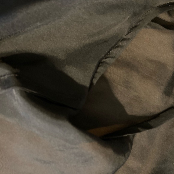 Adidas jacket sheer fabric with stripes on arms / zipper front, cropped size L - Picture 11 of 11